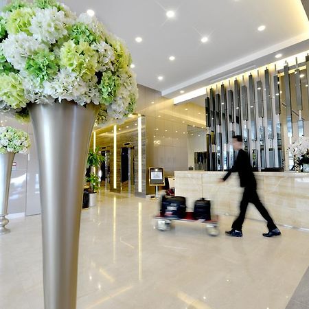 Royal Ambassador - Al Yal Suites Manáma Kültér fotó