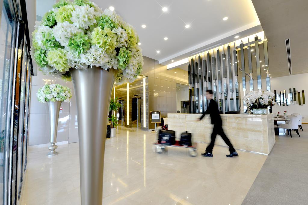 Royal Ambassador - Al Yal Suites Manáma Kültér fotó